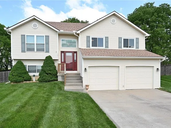 10614 NW 86th St, Kansas City, MO 64153