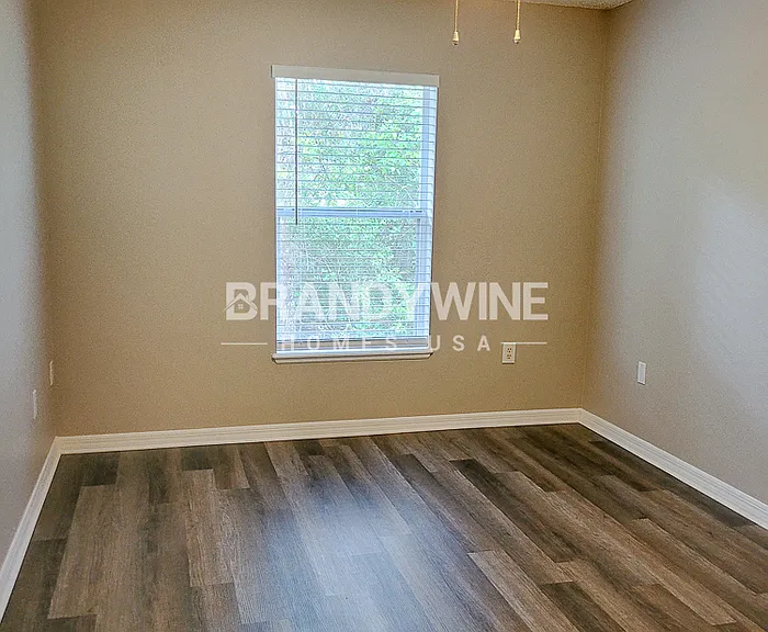 2564 Courtland Blvd — Photo 33