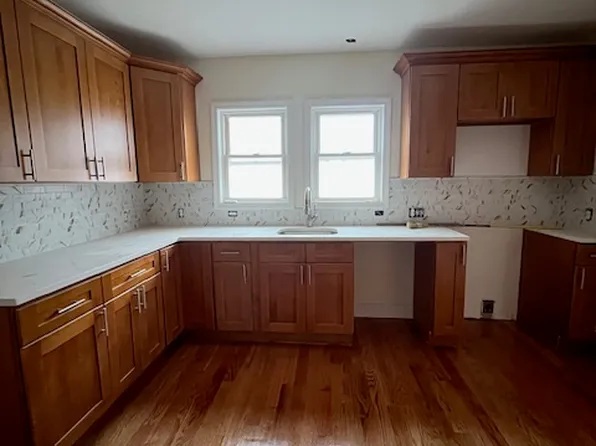 3-5 Grenville Rd #1, Watertown, MA 02472