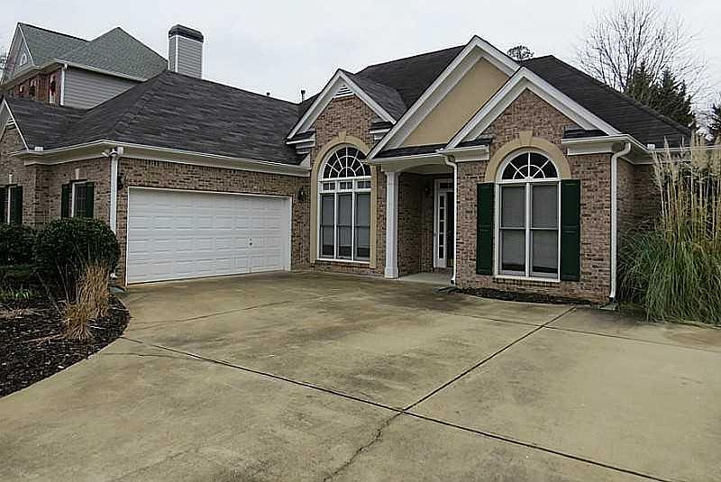 1st image of 2030 Woodside Park Dr