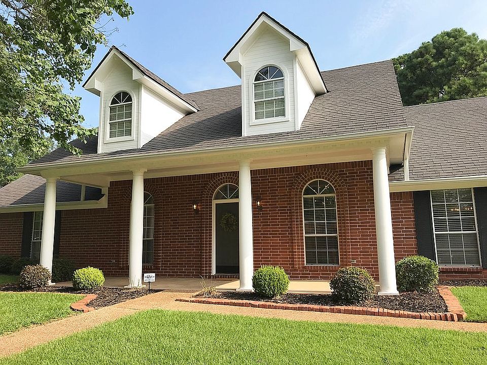1st image of 3204 Williamsburg Ln