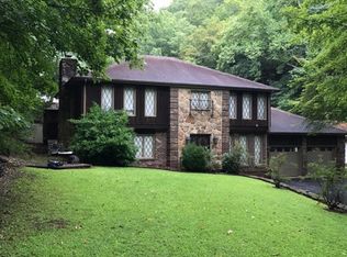 128 Fife Fork Rd, Pikeville, KY 41501