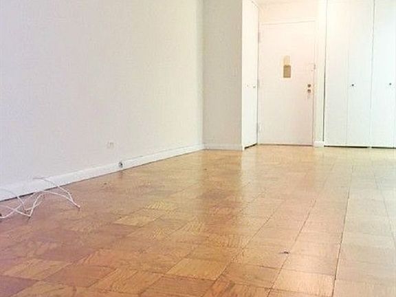 5th image of 1470 1st Ave APT 2E