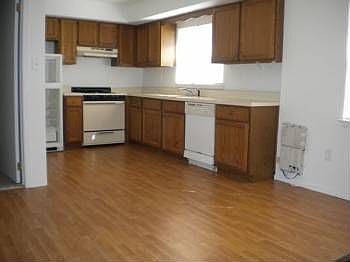 4th image of 550 Buchanan Ave