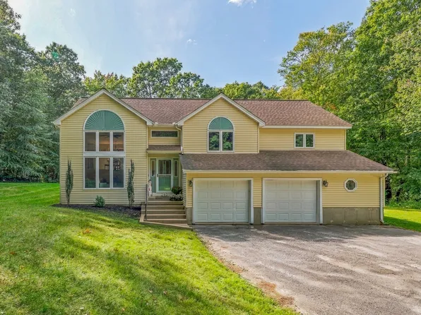 252 Breckenridge St, Palmer, MA 01069