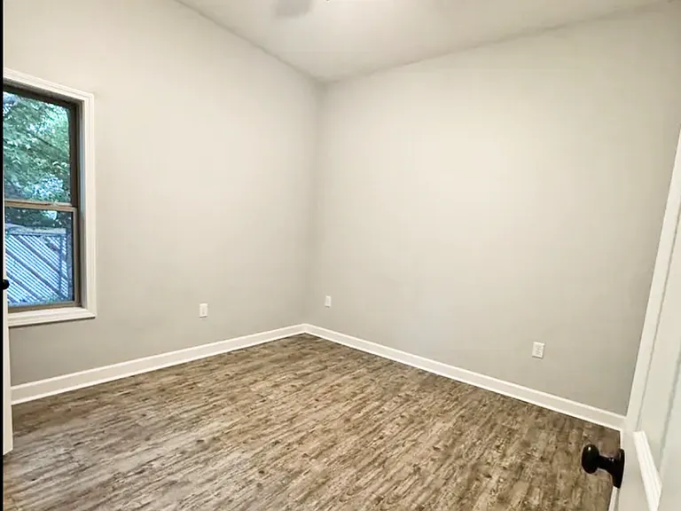 508 Vine St #1 — Photo 11