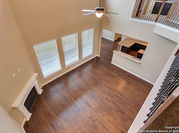 5th image of 262 Sittre Dr