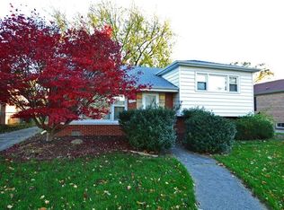 5409 W 99th Pl, Oak Lawn, IL