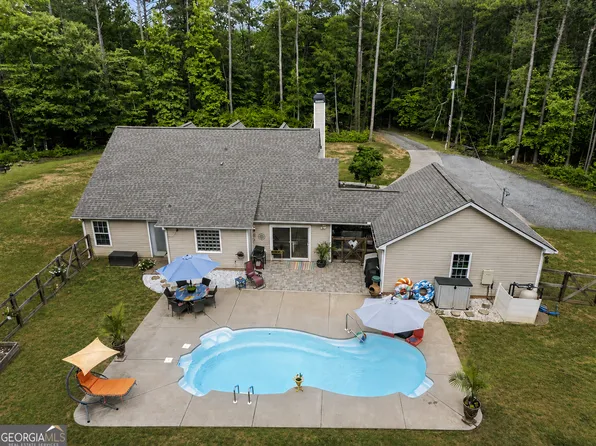 1808 Stallings Rd, Senoia, GA 30276