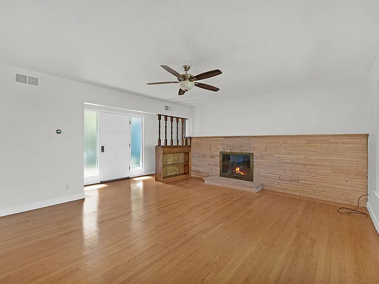 8 Stephens Ct — Photo 22