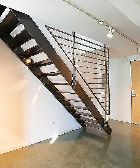 Glasdore Lofts — Photo 16