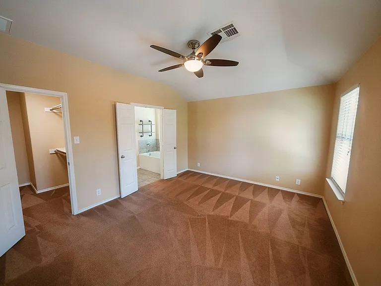 320 Longhorn Way — Photo 17