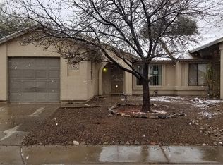 5357 S Carriage Hills Dr, Tucson, AZ 85746