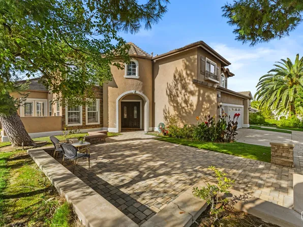 605 Jocelyn Shelby Way, Corona, CA 92881