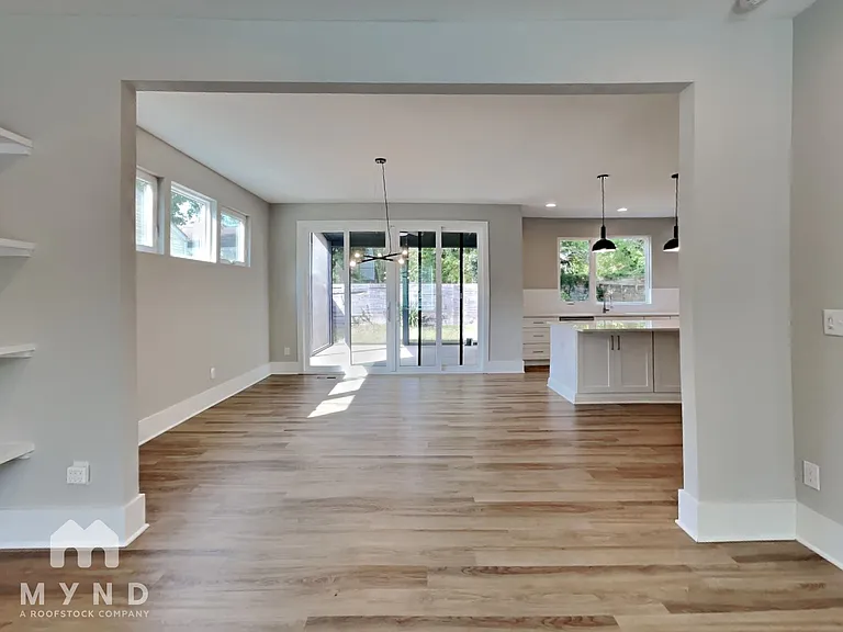 1214 Garner Rd — Photo 5