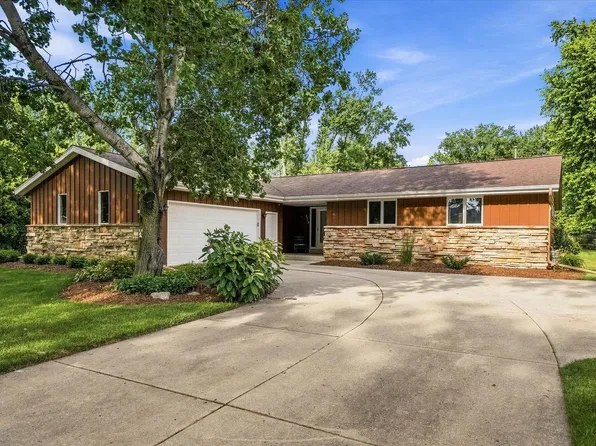 3713 Highcliff COURT, Sheboygan, WI 53083