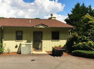 35 Mint Lake Ct W #C, Franklin, NC 28734