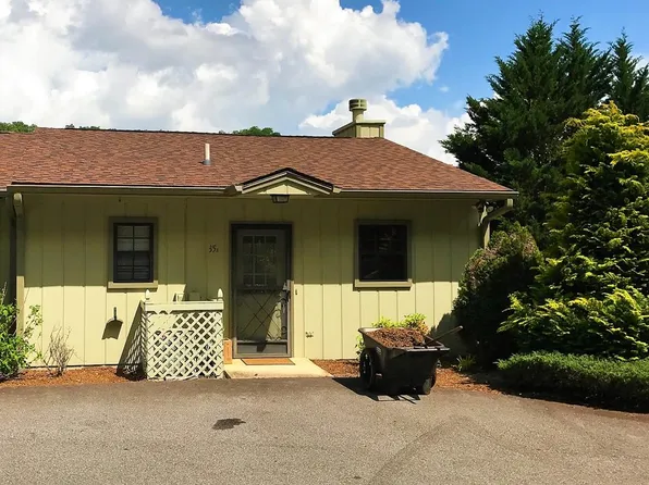 35 Mint Lake Ct W #C, Franklin, NC 28734