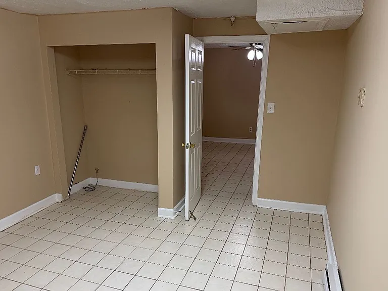 178 Leader Avenue — Photo 28
