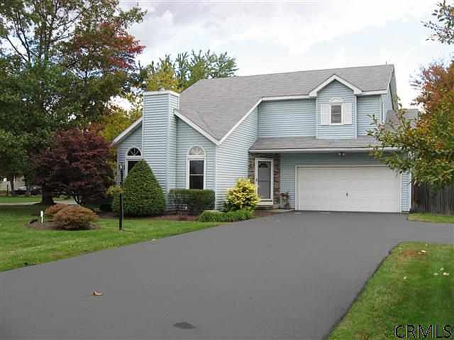 1st image of 12 Birch Glen Dr