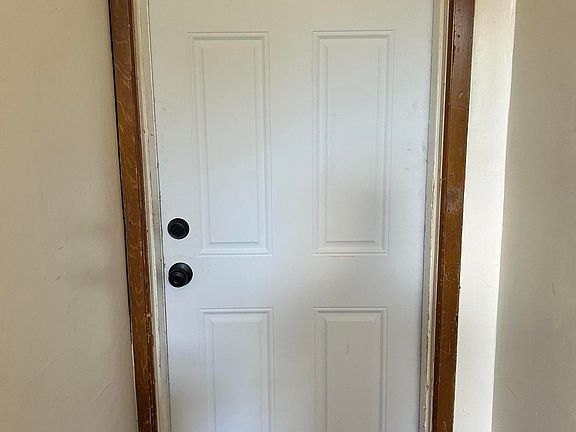3rd image of 310 N Shamokin St #3A