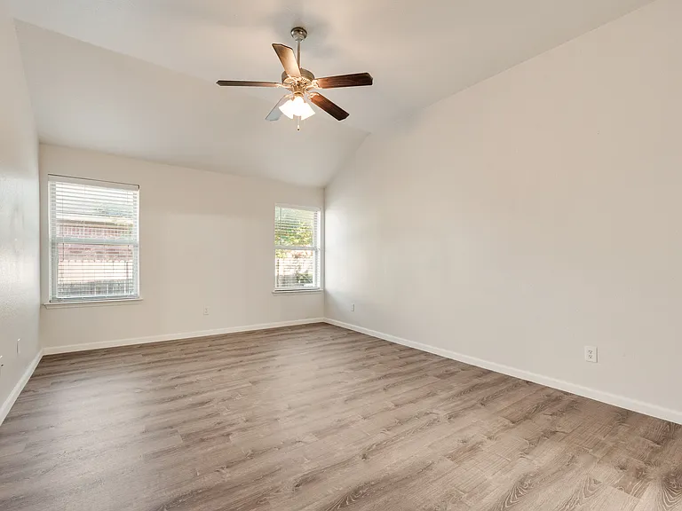 7437 Diamond Springs Trl — Photo 14