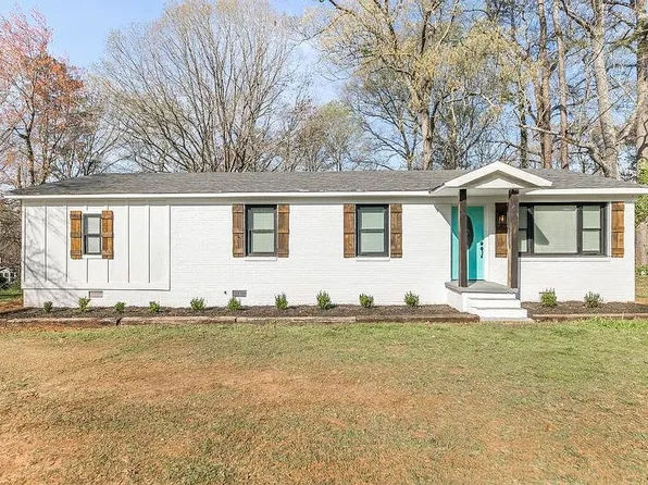 133 Davis Rd, Barnesville, GA 30204