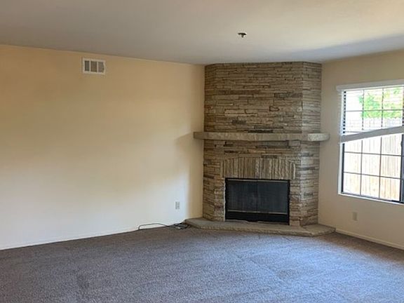 3rd image of 1496 Aarhus Dr Unit N