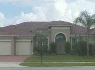 1599 Newhaven Point Ln, West Palm Beach, FL 33411