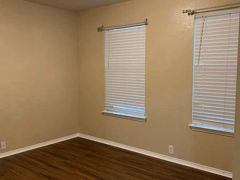 8532 Minturn Dr — Photo 21