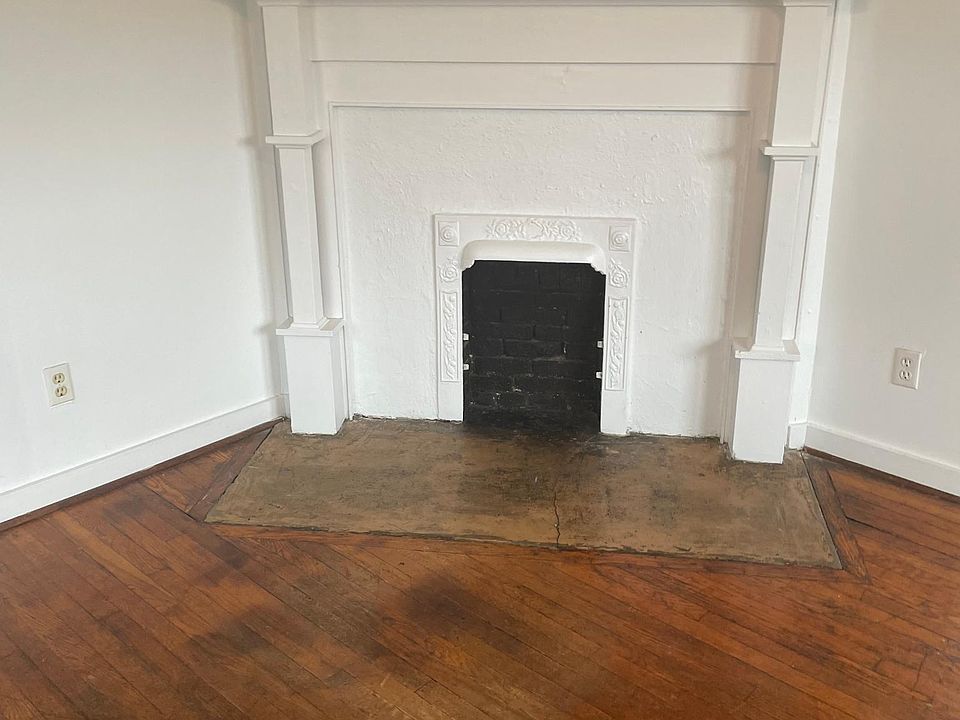 1st image of 27 Fulton St #4