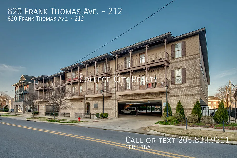 820 Frank Thomas Ave. — Photo 2