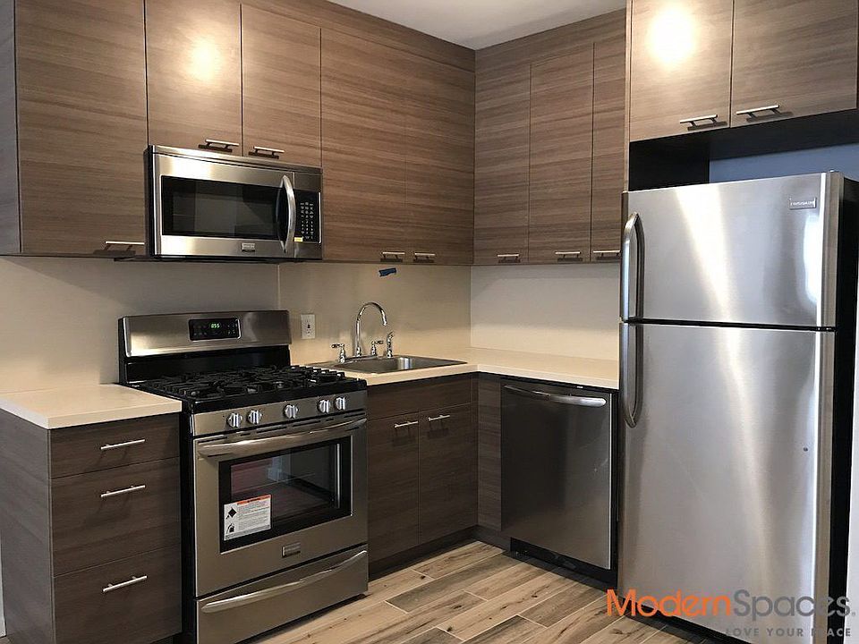 1st image of 2831 49th St #1