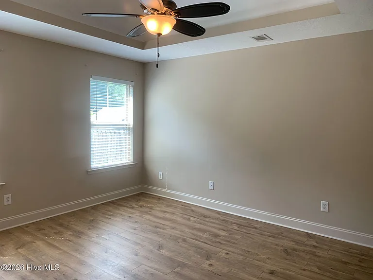 1117 Sierra Ln — Photo 7