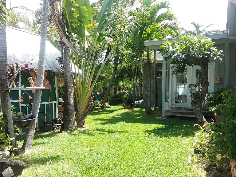 Iliaina St — Photo 4