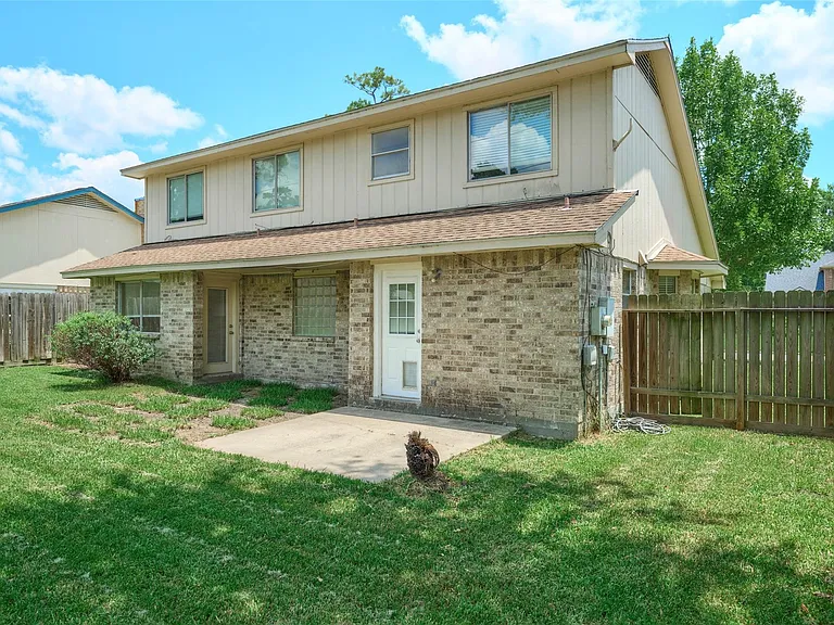 23311 Grand Rapids Ln — Photo 35