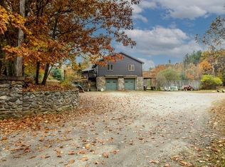 19 Mount Jefferson Rd, Hubbardston, MA 01452