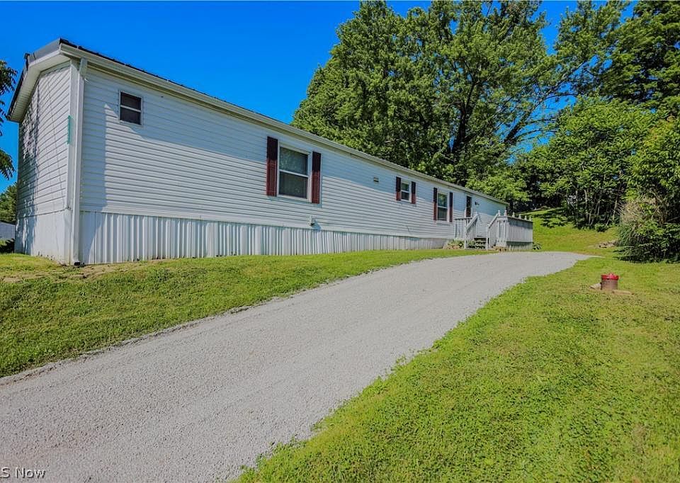 7152 Lakeview Dr, Hanoverton, OH 44423 Zillow