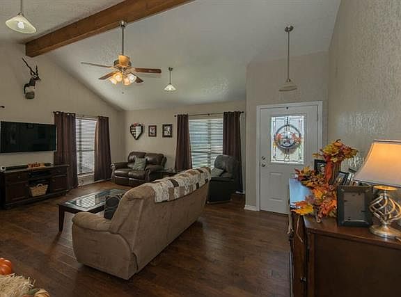 2nd image of 308 Castle Dr
