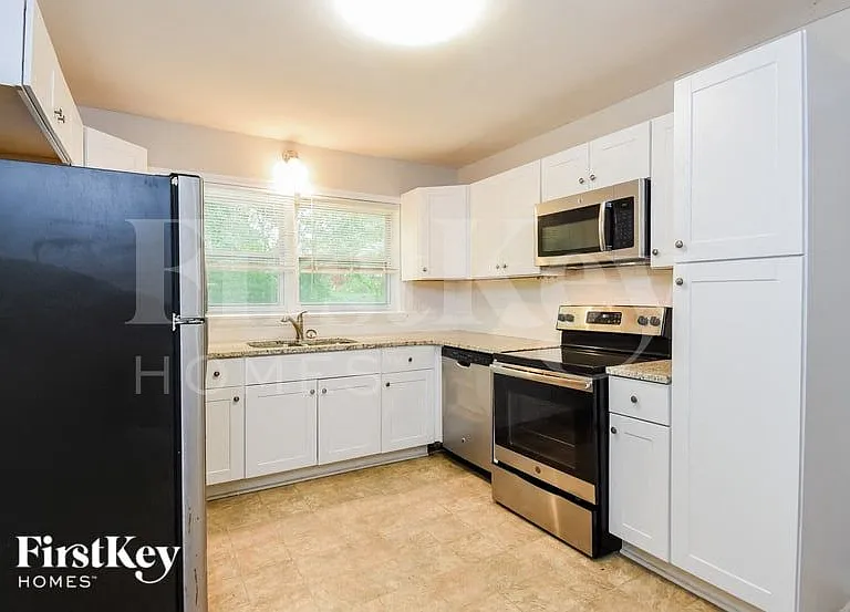 629 Bounty Dr — Photo 8