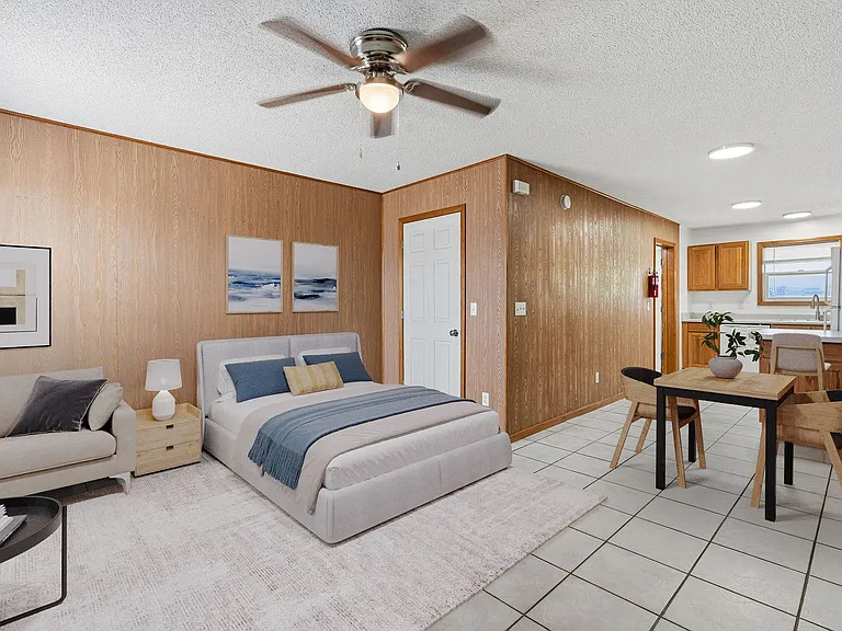 Mid-Town Apartments — Photo 3