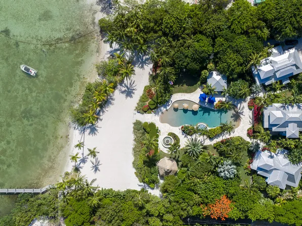 139 Gimpy Gulch Dr, Plantation Key, FL 33036