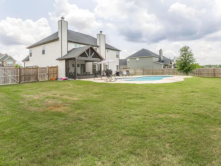 105 Pearl Moss Ln — Photo 38