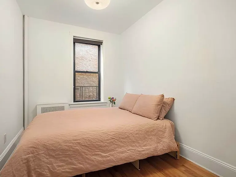 251 Pacific St #12 — Photo 5