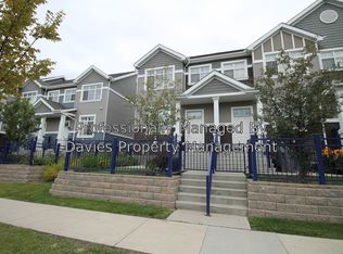 9163 Shaw Way SW, Edmonton, AB T6X0S4