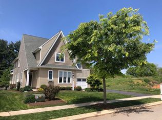 5816 Wild Lilac Dr, East Petersburg, PA