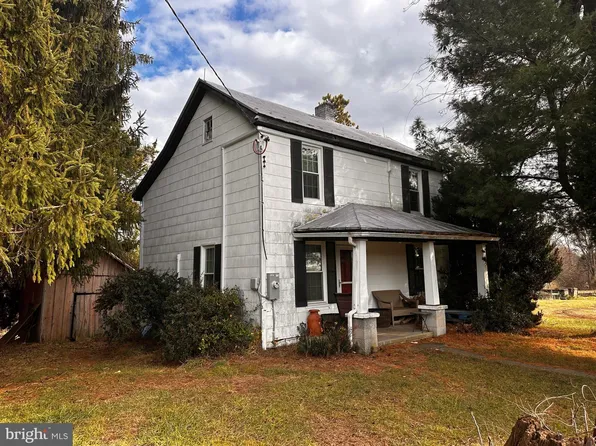 1020 Julie Dr, Westminster, MD 21157