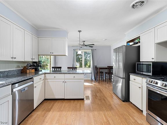 4th image of 4047 E Steiner Rd