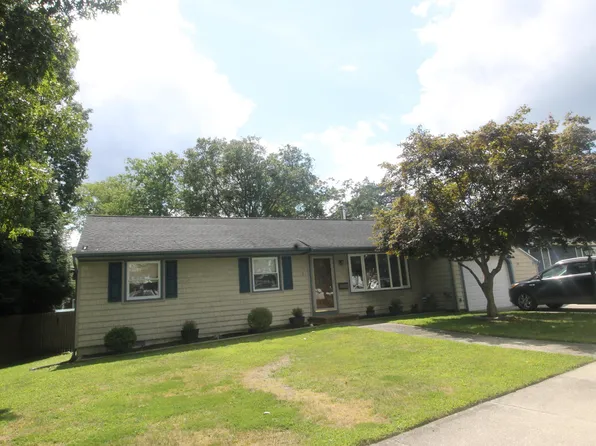 5 Shady Ln, Absecon, NJ 08201