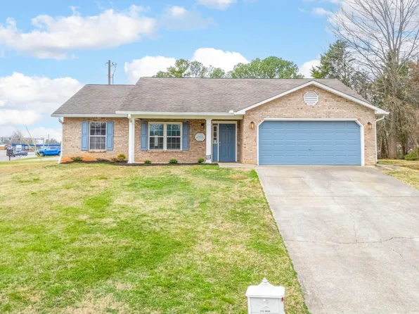 2601 Druid Hill Dr, Maryville, TN 37804